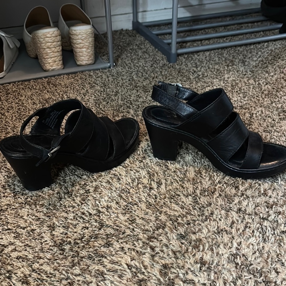 Elegant Black Strappy Heeled Sandals